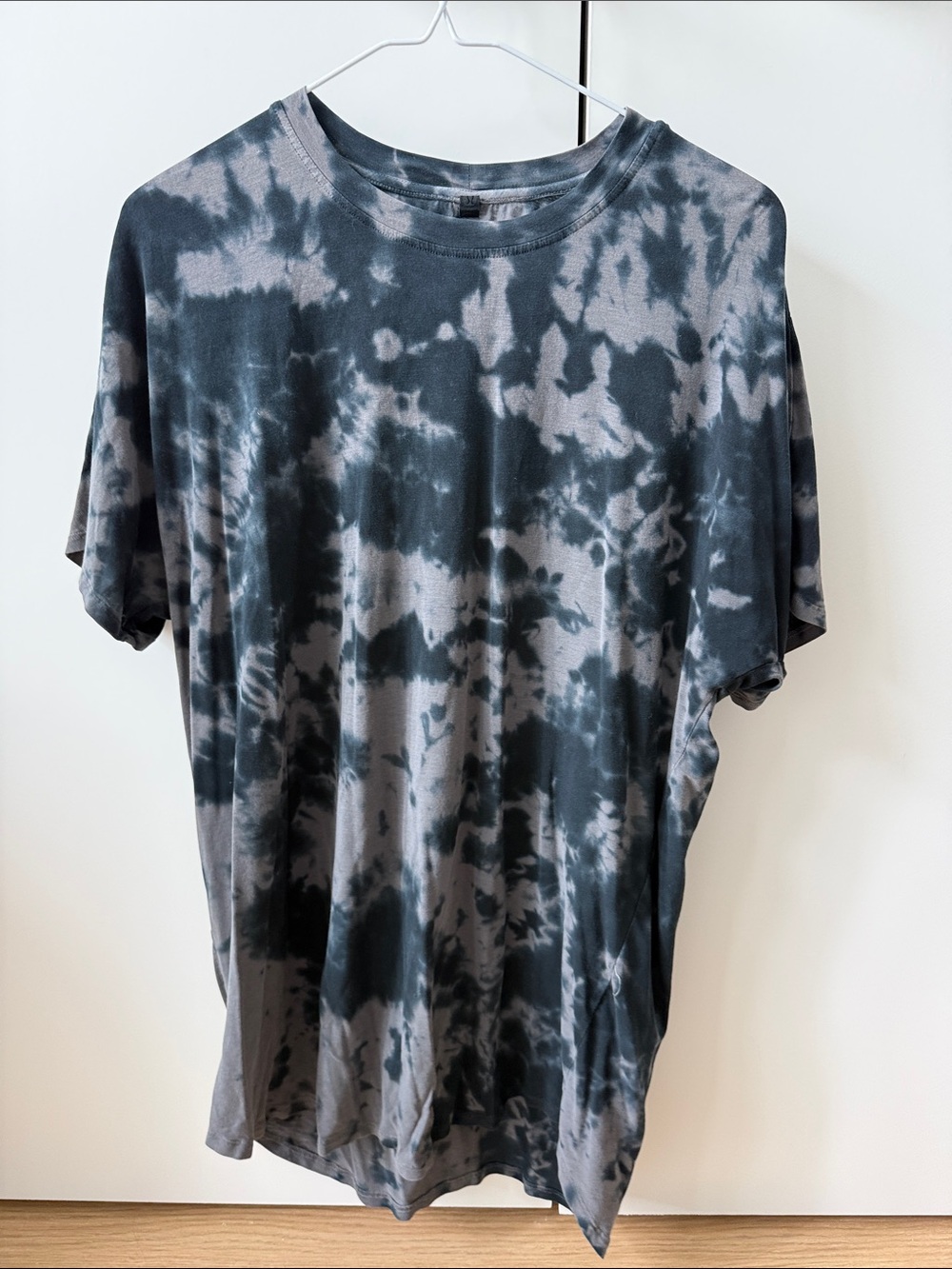 Men's lululemon Short Sleeve T-Shirt - Gray/Black